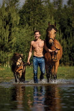 Canvasdoek juli Horse and Hunk kalender 2022